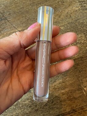 Mac Cosmetics high pigment cushion lipglass lipgloss NEW Dressed to Dazzle SALE